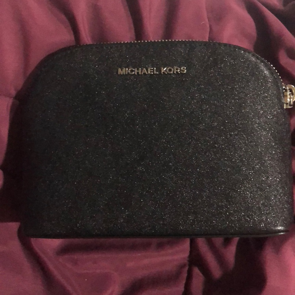 Michael Kors make up/clutch bag
